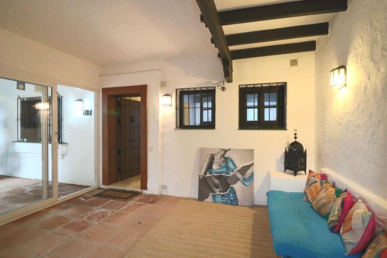 Elegant In Puerto Banus Appartement Marbella
